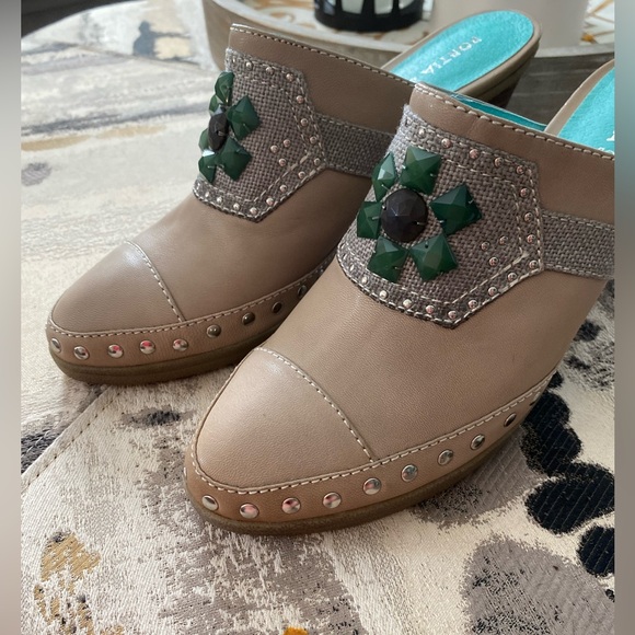 GORGEOUS PORITA SPORT HEEL - Picture 5 of 10